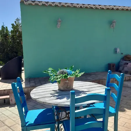 Casa De *