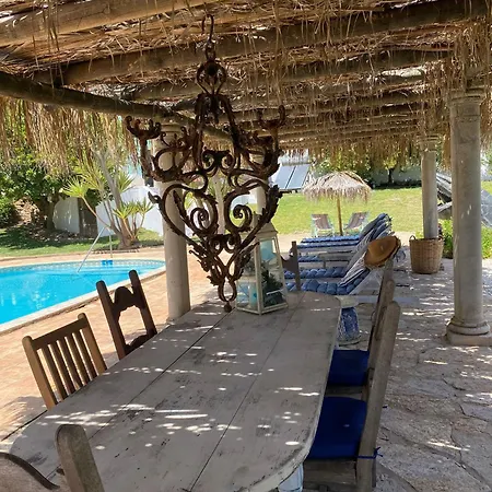 Casa De *
