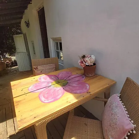 Casa De *