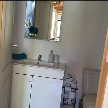 Guest house Casa De *